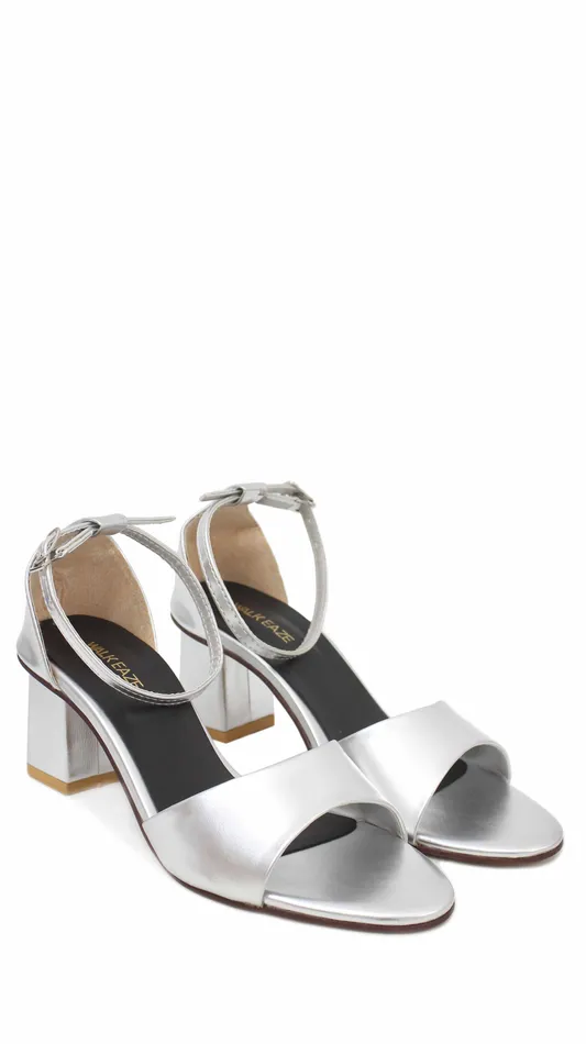 Walkeaze Women Formal Block Heel 74992S Necklaces