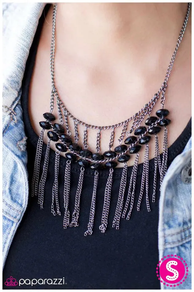 Paparazzi Jewelry Necklaces Paparazzi Necklace A Chorus Line Black