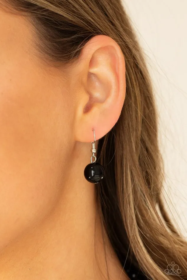 Paparazzi Jewelry Necklaces Paparazzi Necklace All Dolled UPSCALE Black Paparazzi Jewelry Necklaces Paparazzi Necklace All Dolled UPSCALE Black