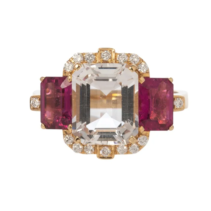 Rings Goshwara Goshwara 3 Stone Rock Crystal Rubellite 18K Gold Ring