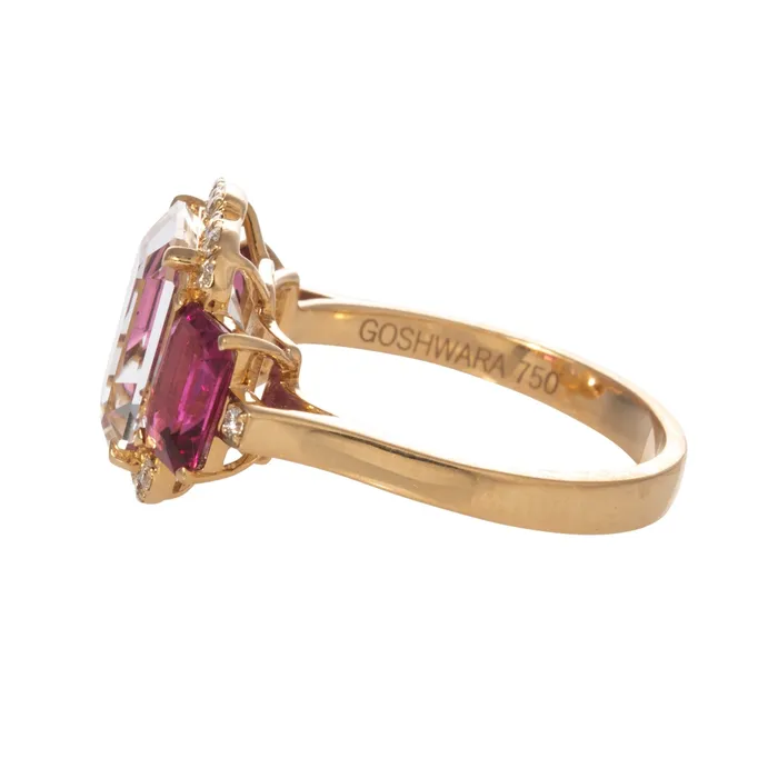 Rings Goshwara Goshwara 3 Stone Rock Crystal Rubellite 18K Gold Ring