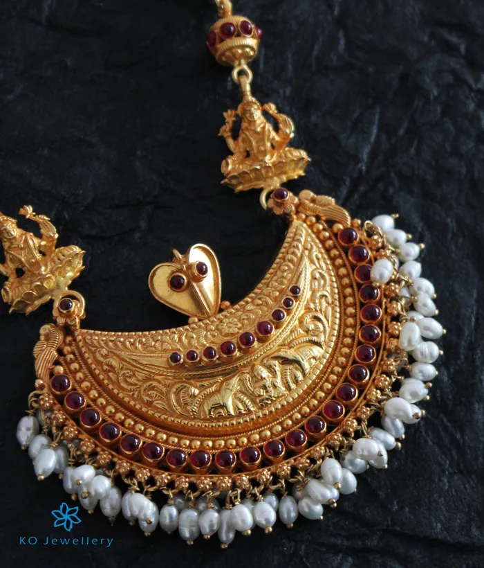 Necklaces Silversmith The Ishita Kokkethathi Silver Lakshmi Necklace