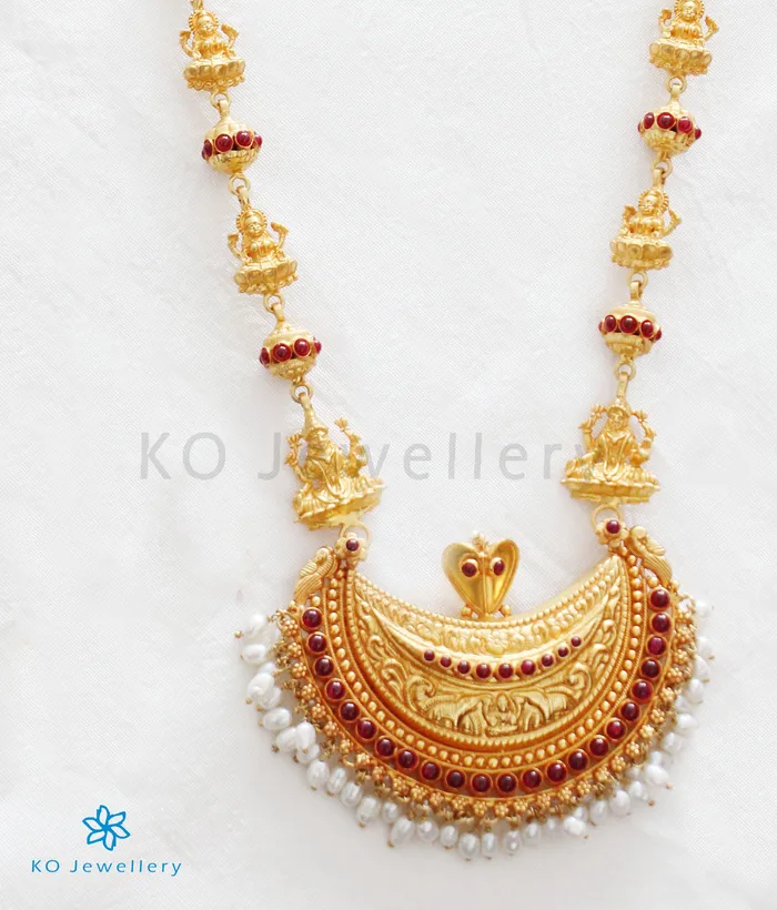 Necklaces Silversmith The Ishita Kokkethathi Silver Lakshmi Necklace