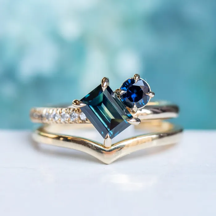 105ct Askew Baguette Sapphire 030ct Round Sapphire Toi Et Moi Ring in 14k Yellow Gold Anueva Jewelry Rings