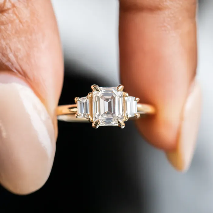 Anueva Jewelry Three Stone Ring with Trapezoid Side Stones Setting Rings