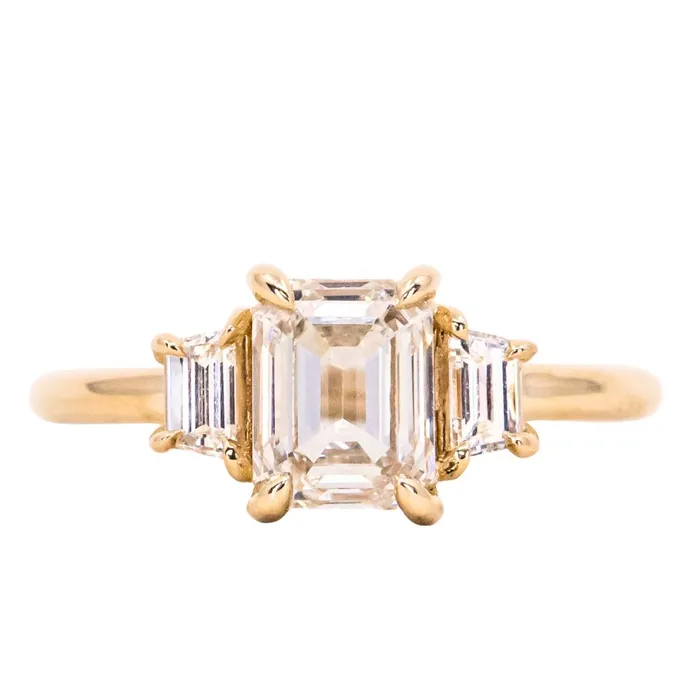 Anueva Jewelry Three Stone Ring with Trapezoid Side Stones Setting Rings