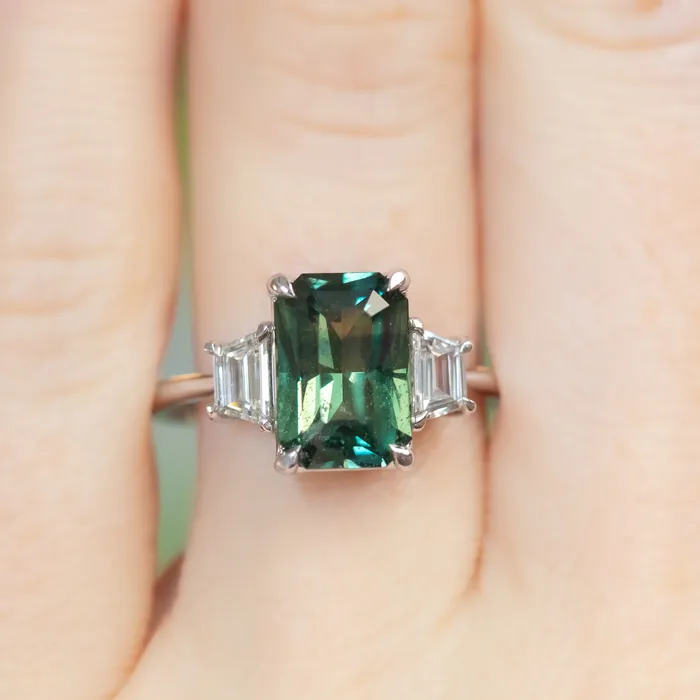 Anueva Jewelry Three Stone Ring with Trapezoid Side Stones Setting Rings