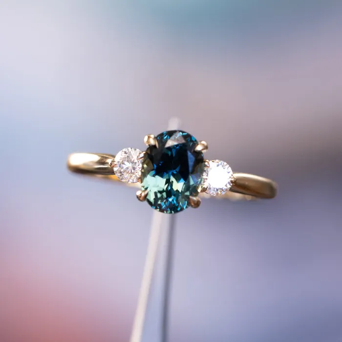 Armfest sapphires 187ct Oval Untreated Songean Ocean Blue Sapphire and Lab Grown Diamond Dainty Three Stone Ring in 18k Yellow Gold Rings
