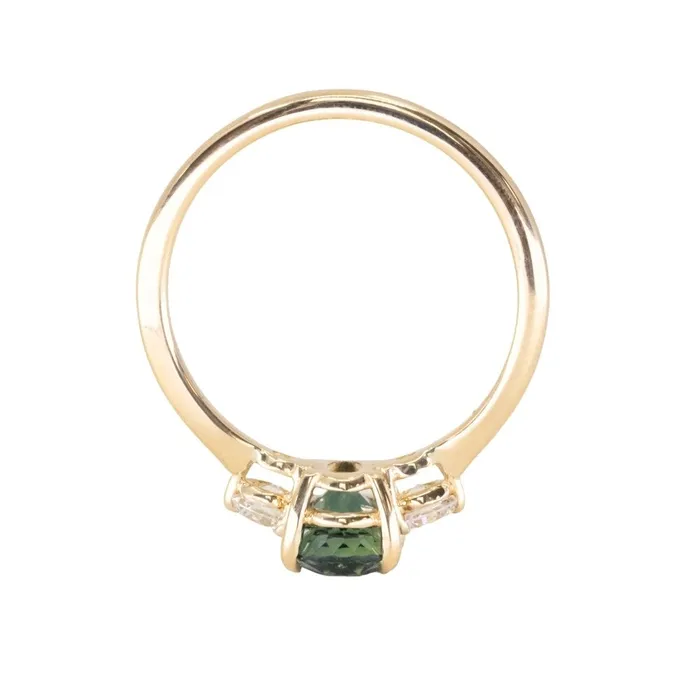 Armfest sapphires 187ct Oval Untreated Songean Ocean Blue Sapphire and Lab Grown Diamond Dainty Three Stone Ring in 18k Yellow Gold Rings