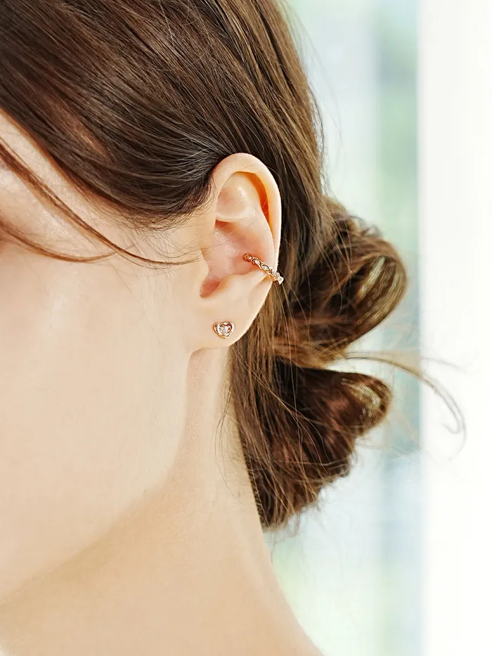 Earrings 14K Gold Daily CZ Heart Cartilage Earring 20G18G16G MinimalBijoux