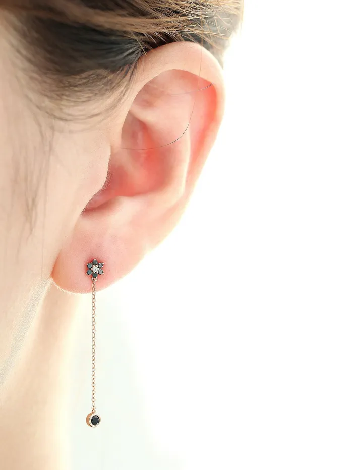 Earrings MinimalBijoux 14K Gold Lovely Flower Threader Drop Earring