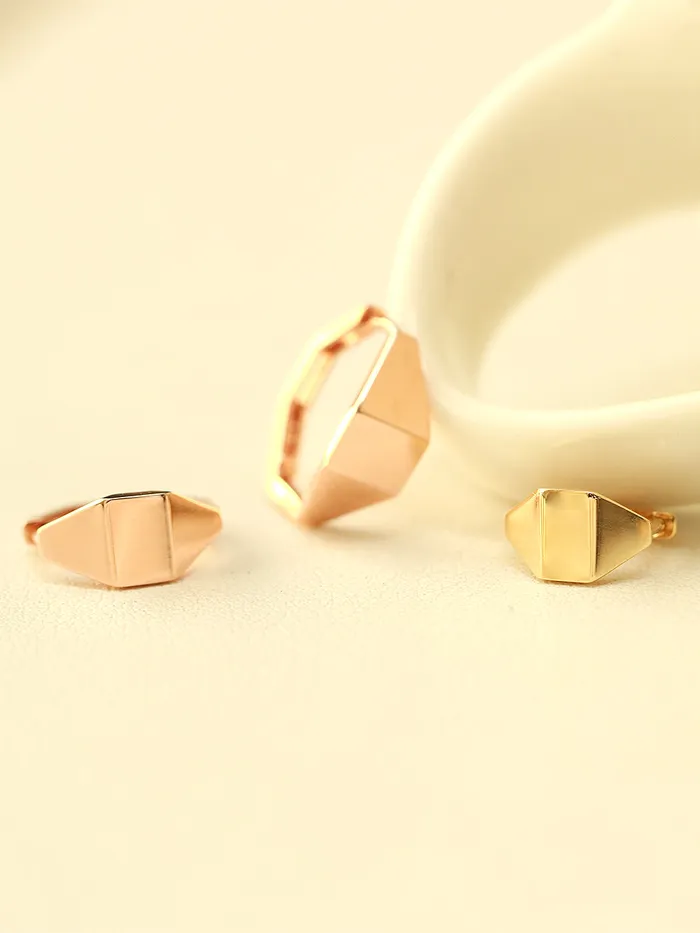 MinimalBijoux 14K Gold Square Oval Hoop Earring Earrings