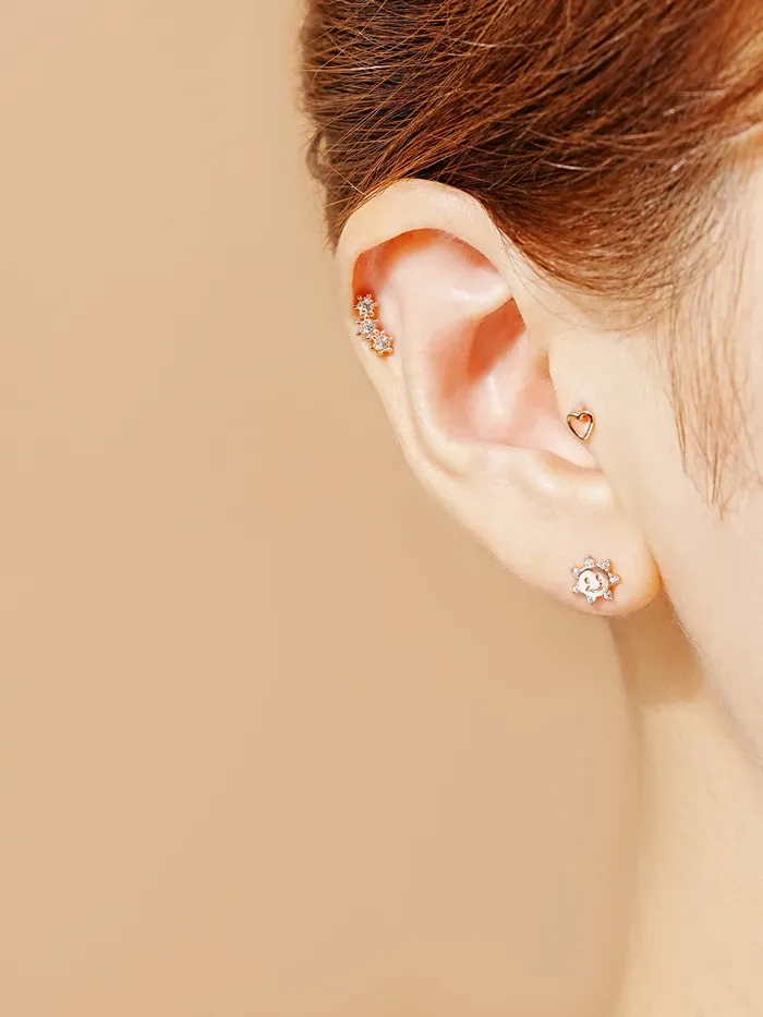 MinimalBijoux Earrings 14K Gold Triple Shining Cartilage Earring 20G