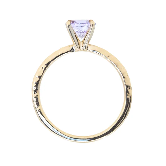Ron Rings 099ct Round Lilac Sapphire Evergreen Solitaire Ring in 14k Yellow Gold
