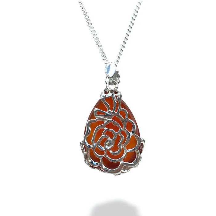 Necklaces Magic Crystals Red Agate Pendant Necklace