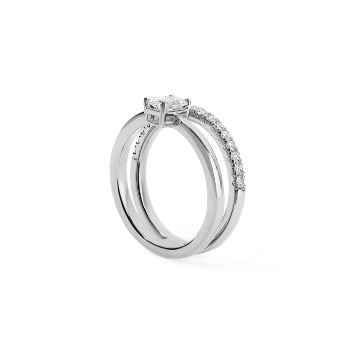 SG Fine Rings Gold and Diamond Claw Ring with Emerald Cut Diamond