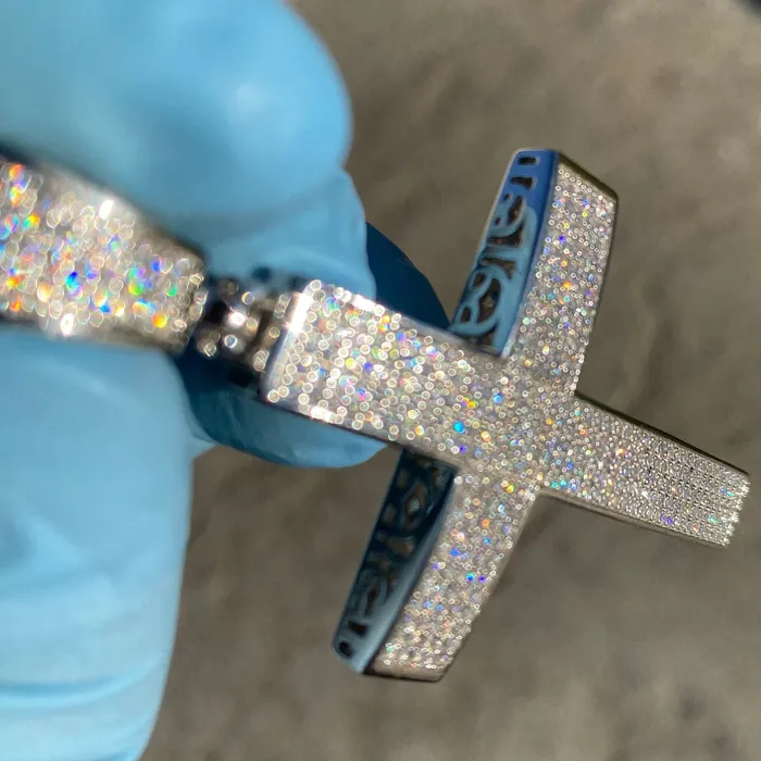 925 Sterling Silver Cross 25CT Moissanite Iced Flooded Out Pendant 275 Harlem Bling Necklaces 925 Sterling Silver Cross 25CT Moissanite Iced Flooded Out Pendant 275 Harlem Bling Necklaces