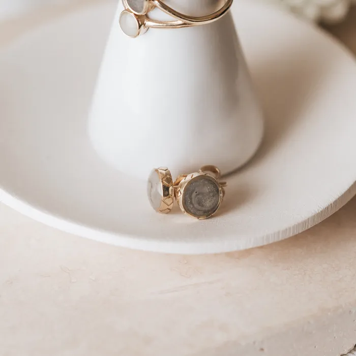 closebymejewelry Detailed Circle Stud Cremation Earrings in Sterling Silver Earrings