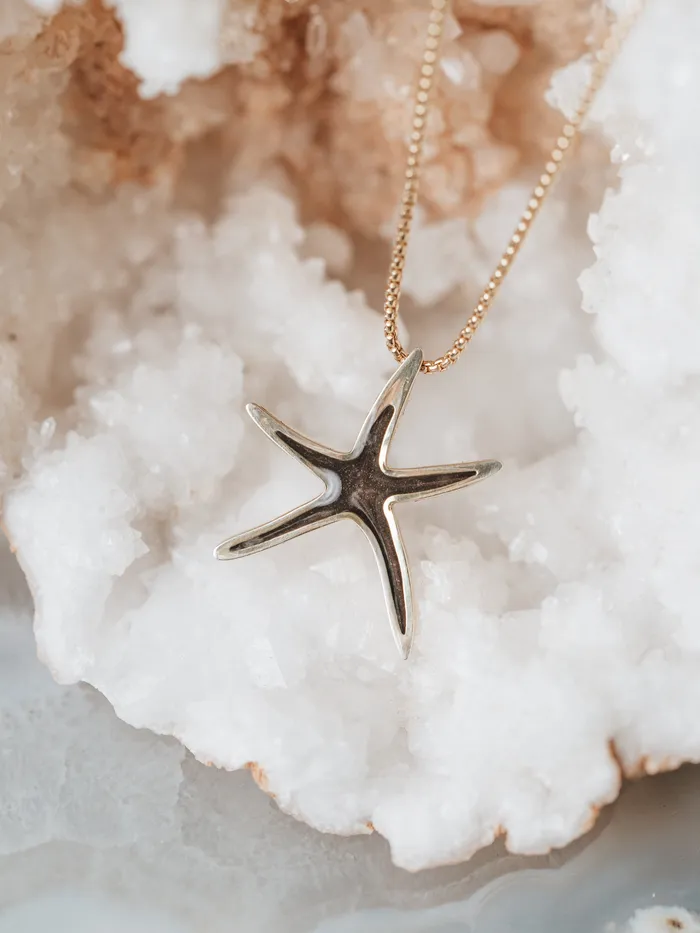closebymejewelry Necklaces Sea Star Cremation Necklace in 14K Yellow Gold