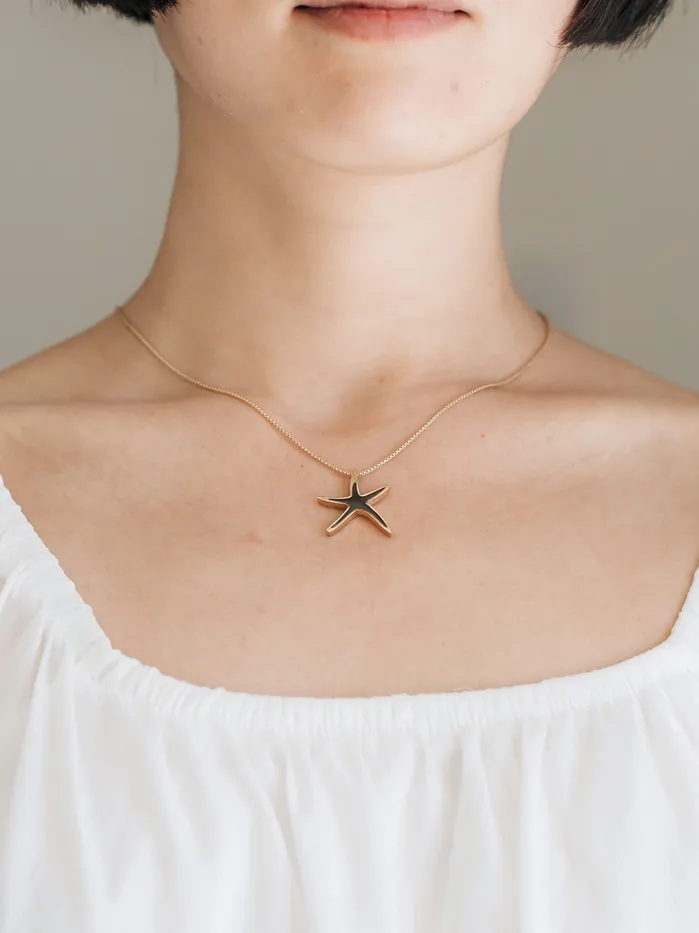 closebymejewelry Necklaces Sea Star Cremation Necklace in 14K Yellow Gold