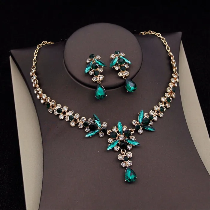 CM Womens Fashion Elegant Royal Queen Bridal Tiara Crown Earrings Necklace Jewelry Sets Divine Inspiration Styles Necklaces