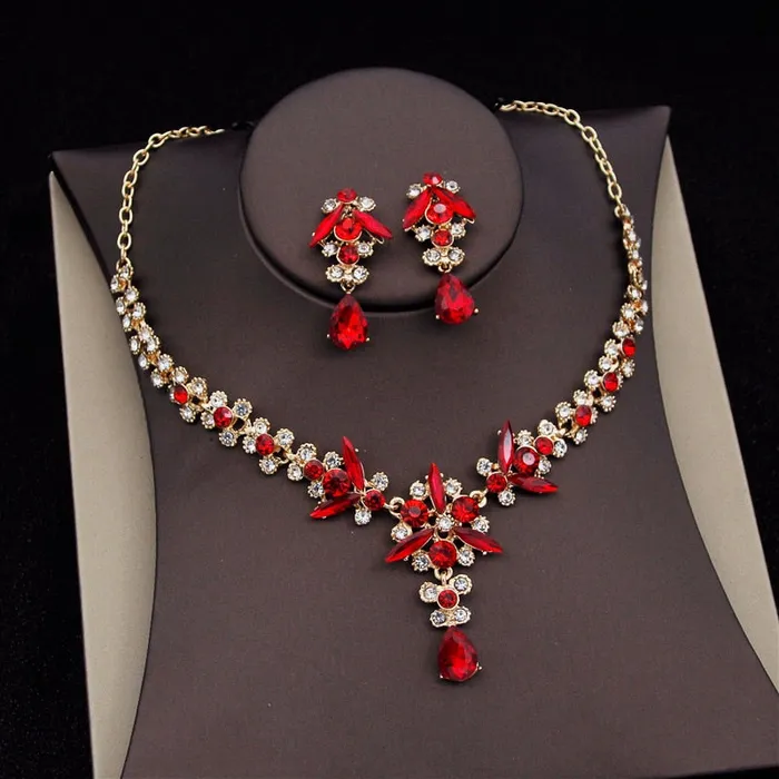 CM Womens Fashion Elegant Royal Queen Bridal Tiara Crown Earrings Necklace Jewelry Sets Divine Inspiration Styles Necklaces