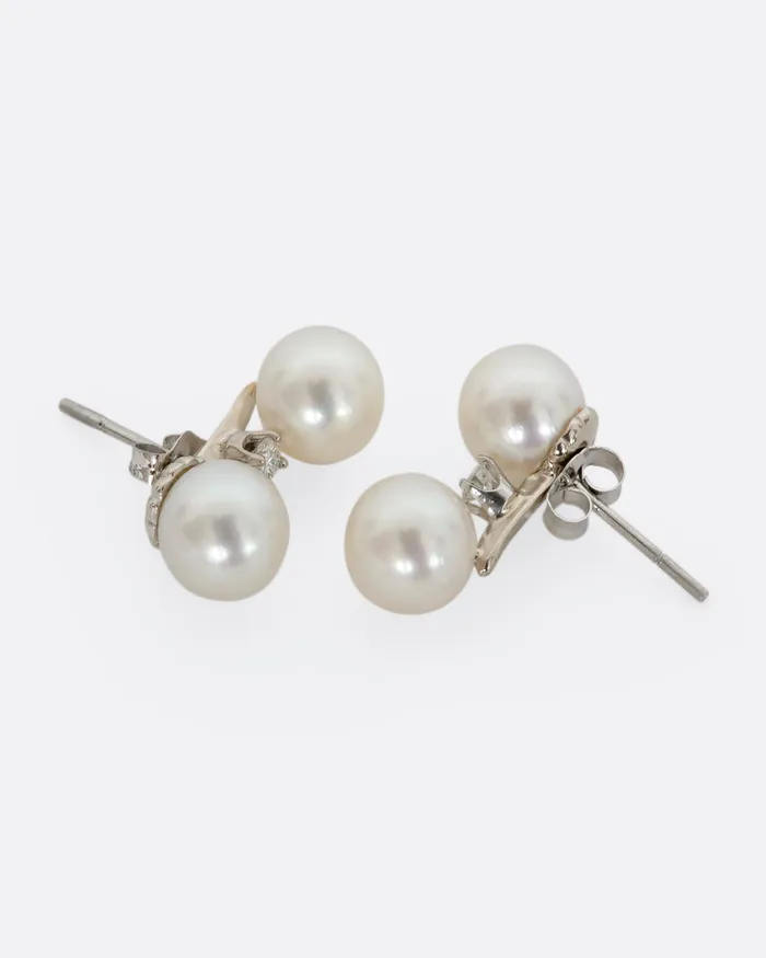 Diamond and Pearl Drop Earrings EXCALIBUR Earrings Diamond and Pearl Drop Earrings EXCALIBUR Earrings