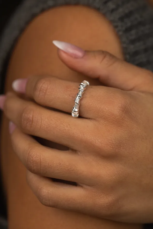 Kty Rings Carved Multisize Ring Silver