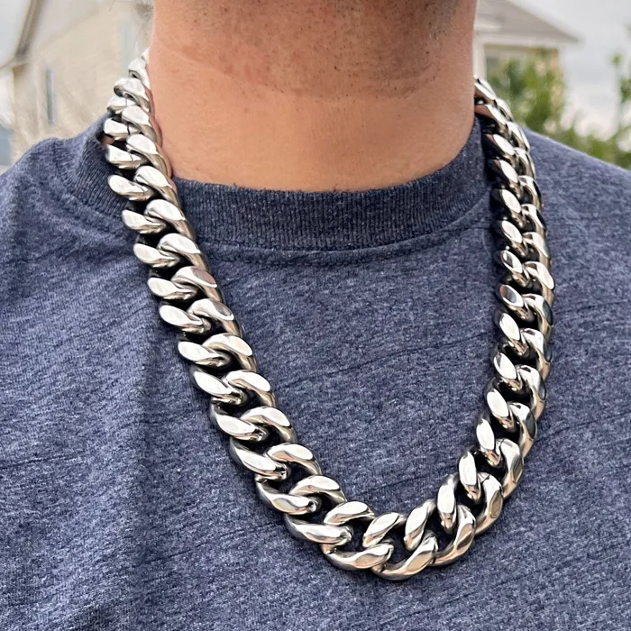 Mens 316L Stainless Steel Miami Cuban Heavy Necklace 22MM 24 Bling Cartel Necklaces Mens 316L Stainless Steel Miami Cuban Heavy Necklace 22MM 24 Bling Cartel Necklaces