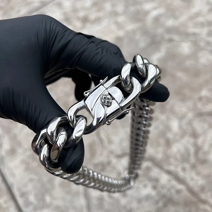 Mens 316L Stainless Steel Miami Cuban Heavy Necklace 22MM 24 Bling Cartel Necklaces Mens 316L Stainless Steel Miami Cuban Heavy Necklace 22MM 24 Bling Cartel Necklaces