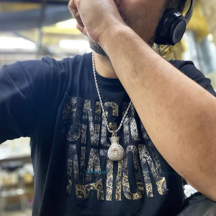 Money Bag Chain Hip Hop Pendant Silver Tone Iced Rope Necklace 24 Bling Cartel Necklaces Money Bag Chain Hip Hop Pendant Silver Tone Iced Rope Necklace 24 Bling Cartel Necklaces