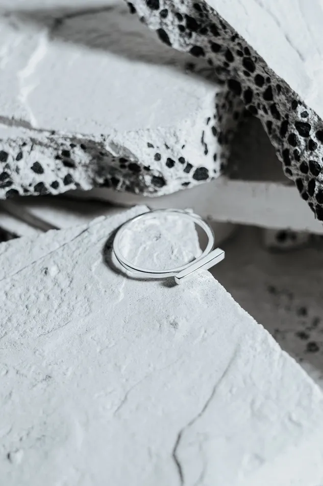 Rings Kty Bar On Top Ring Silver