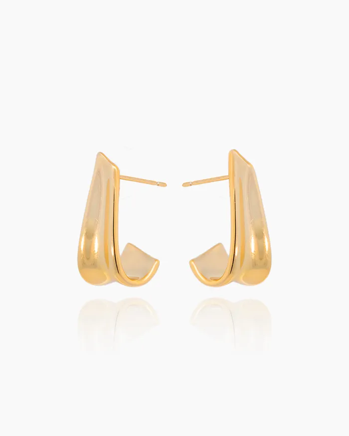 Siobhan Gold Studs Penny Pairs PreStyled Sets