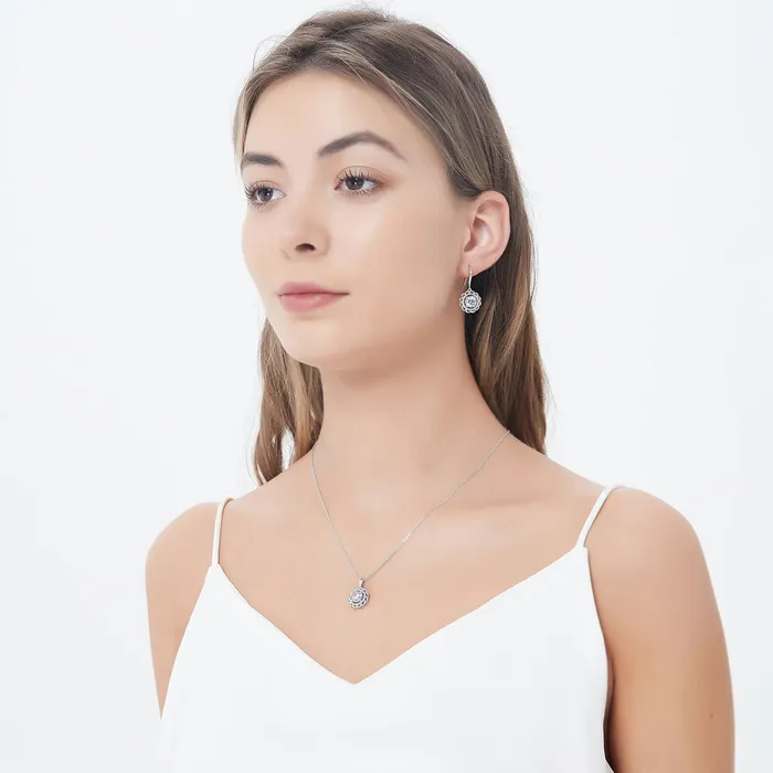 BERRICLE Earrings Solitaire Woven 25ct CZ Fish Hook Earrings in Sterling Silver