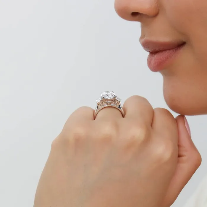 BERRICLE Rings 3Stone 55ct Oval CZ Ring in Sterling Silver