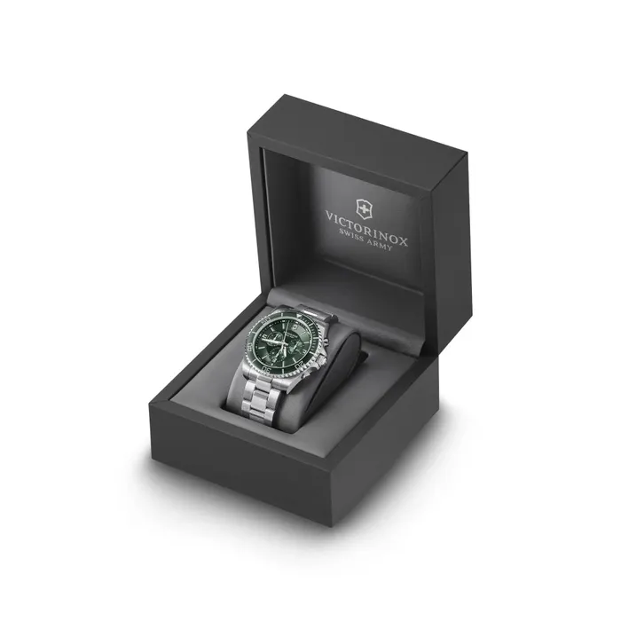 Bracelets Victorinox Maverick Chrono 43 Mens Green Dial Silver Stainless steel Bracelet Watch Victorinox