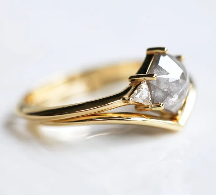 Capucinne Grey Hexagon Diamond Ring Set With Side Triangle Diamonds Rings
