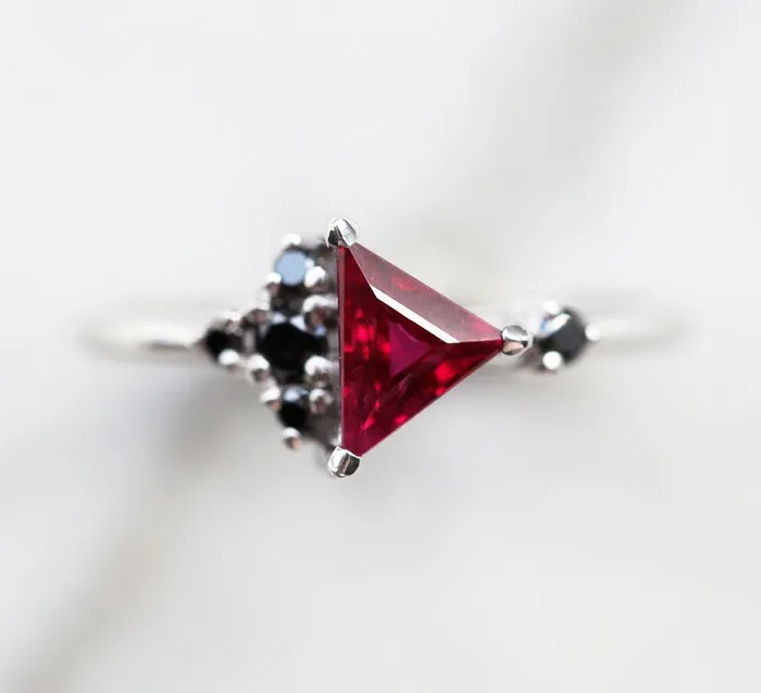 Capucinne Lena Triangle Ruby Cluster Ring Rings