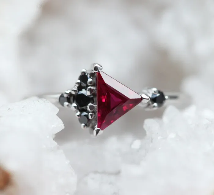 Capucinne Lena Triangle Ruby Cluster Ring Rings
