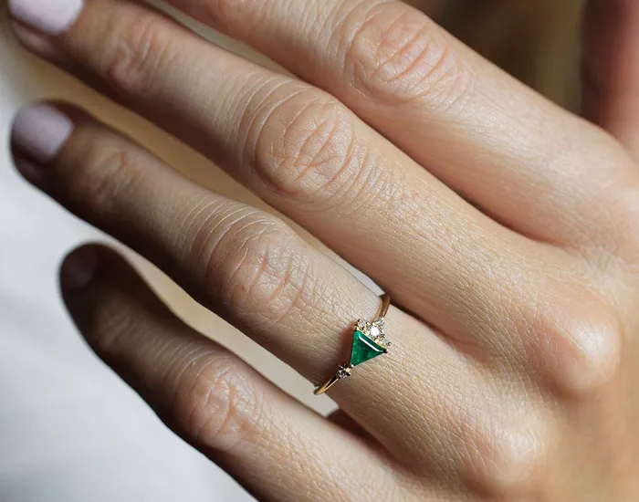 Capucinne Lena Triangle Ruby Cluster Ring Rings