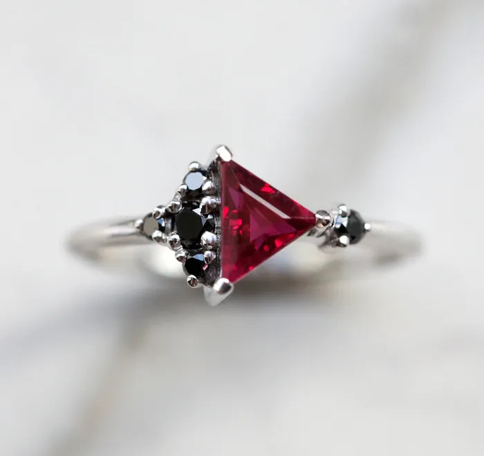 Capucinne Lena Triangle Ruby Cluster Ring Rings