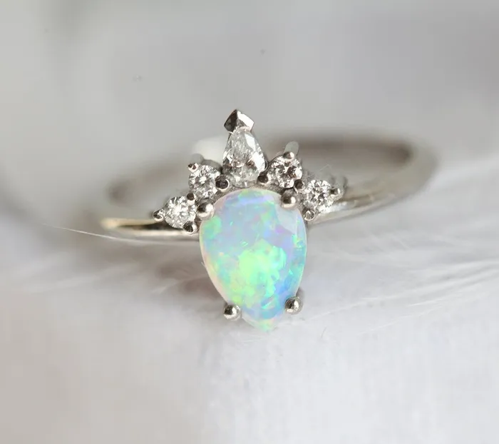 Capucinne Rings Kimora Pear Opal Ring