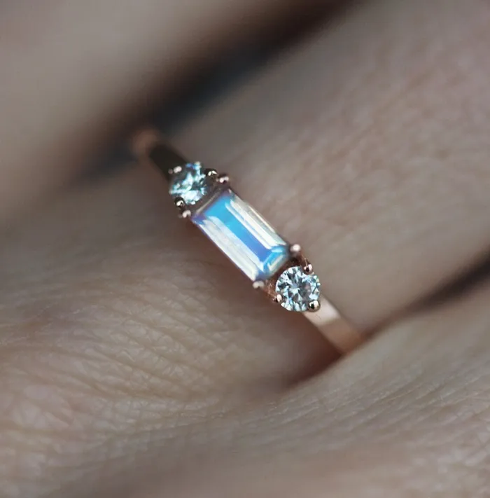 Capucinne Rings Piper Baguette moonstone ring