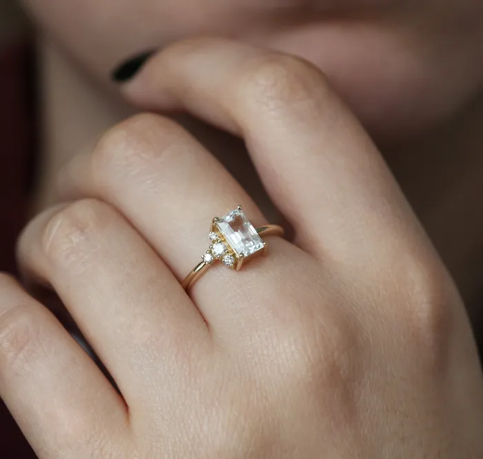 Capucinne Rings Theodore White Sapphire Diamond Ring
