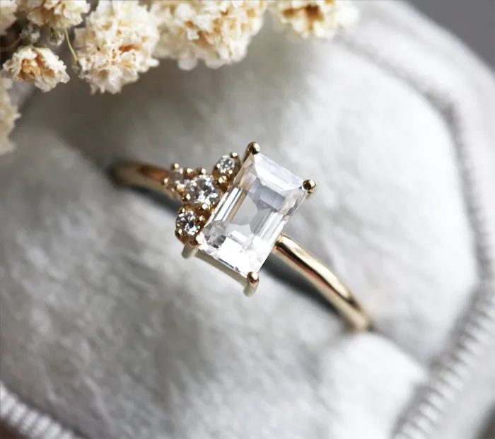 Capucinne Rings Theodore White Sapphire Diamond Ring