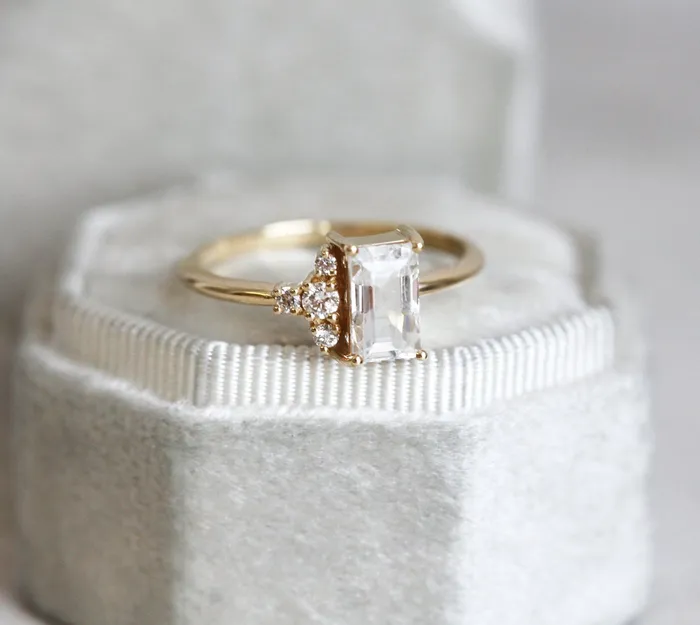 Capucinne Rings Theodore White Sapphire Diamond Ring