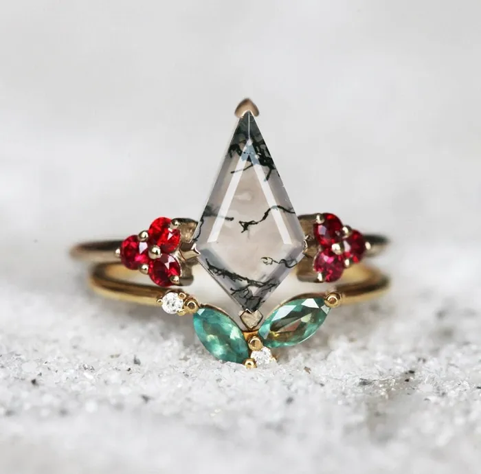 Capucinne Rings Valentia Kite Moss Agate Ring Set