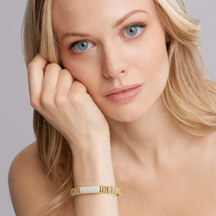 Caviar Gold 18K Gold Diamond Bracelet 9mm Lagos PreStyled Sets Caviar Gold 18K Gold Diamond Bracelet 9mm Lagos PreStyled Sets
