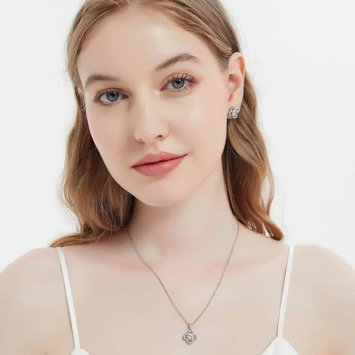 Earrings BERRICLE Flower CZ Stud Earrings in Sterling Silver