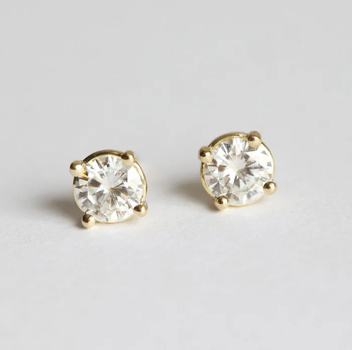 Earrings Capucinne Colette Round Diamond Stud Earrings